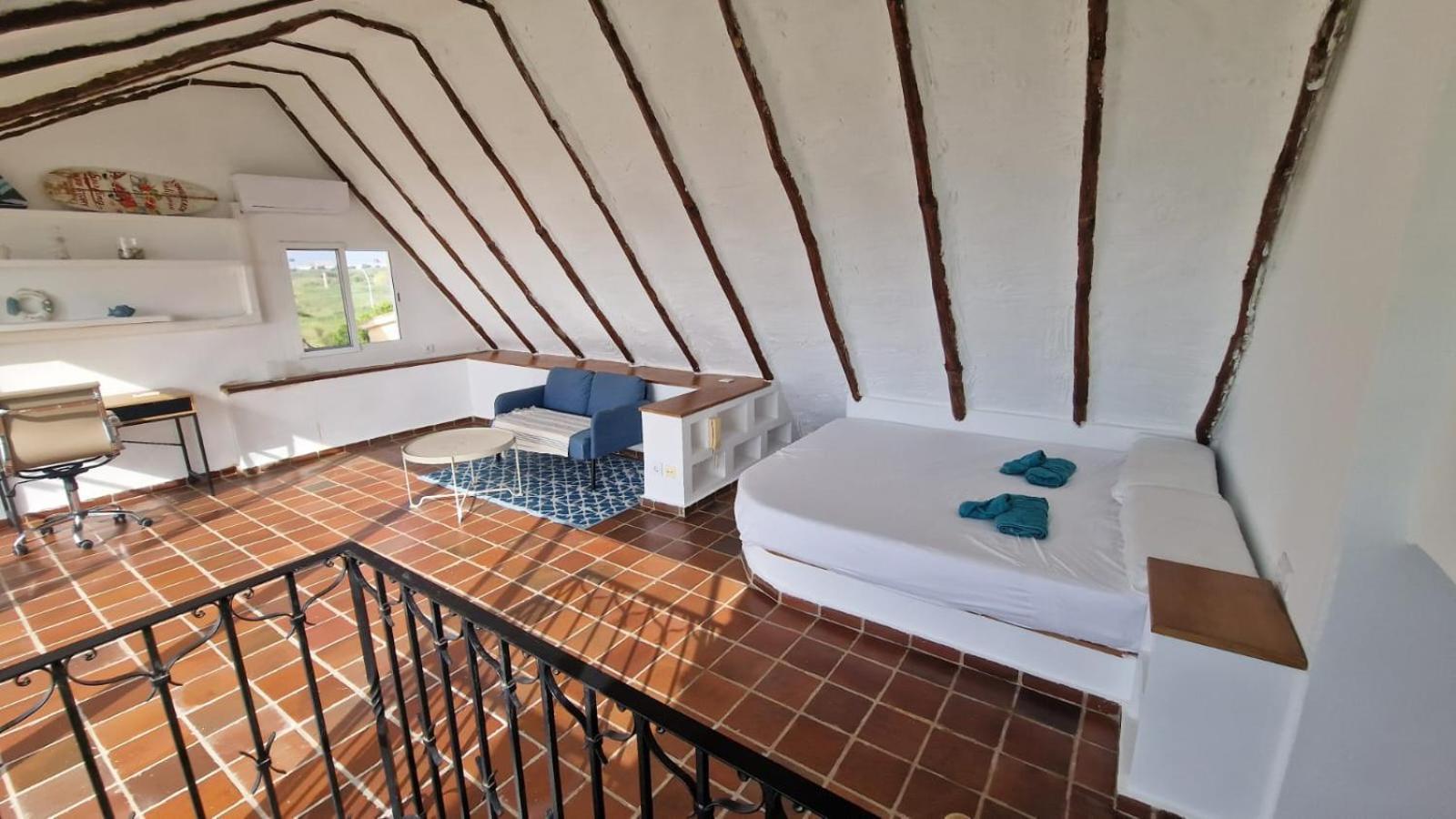 Beachfront Vila Valensiya Dış mekan fotoğraf
