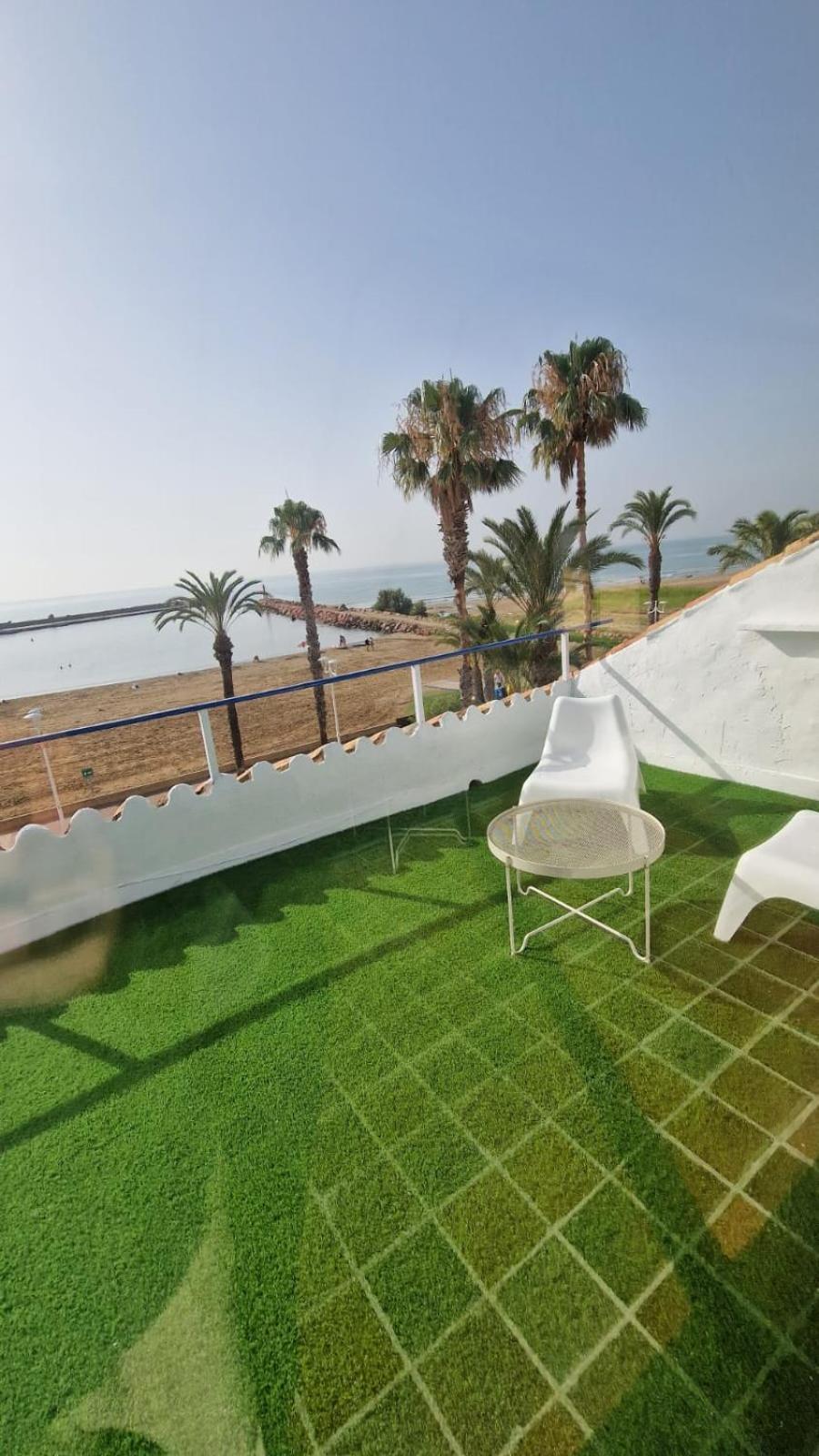 Beachfront Vila Valensiya Dış mekan fotoğraf