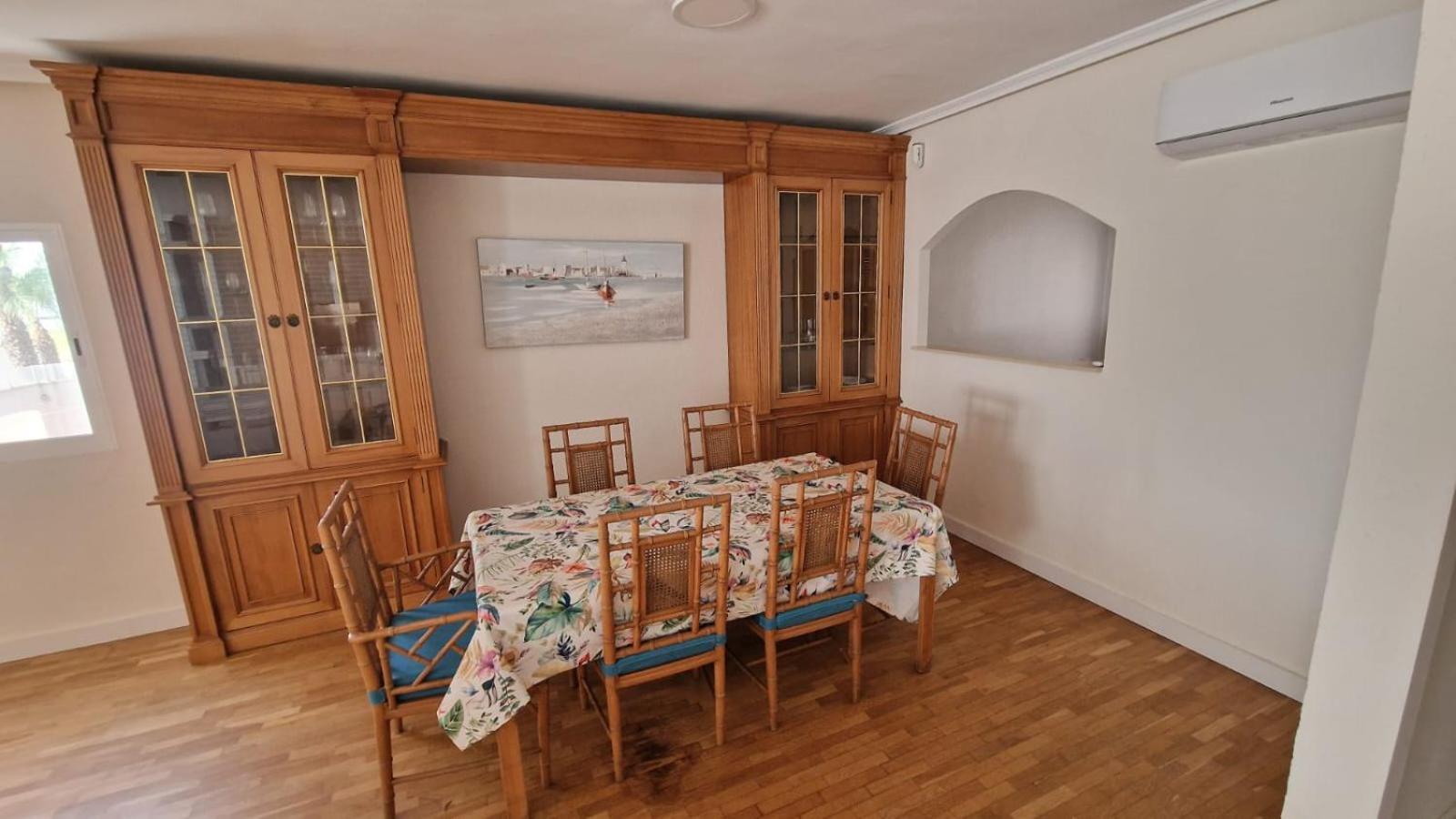 Beachfront Vila Valensiya Dış mekan fotoğraf
